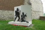 PICTURES/Belgium - Waterloo/t_Closing The Gates.JPG